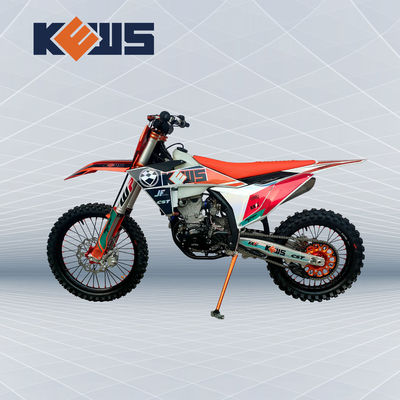 Motocicli rossi e neri a quattro tempi raffreddato ad acqua di Enduro Dirt Bikes Zongshen NC300S del modello K23