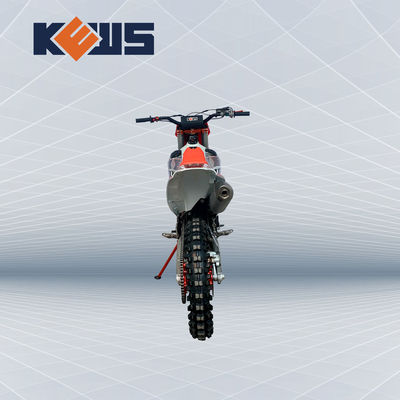 Motocicli rossi e neri a quattro tempi raffreddato ad acqua di Enduro Dirt Bikes Zongshen NC300S del modello K23