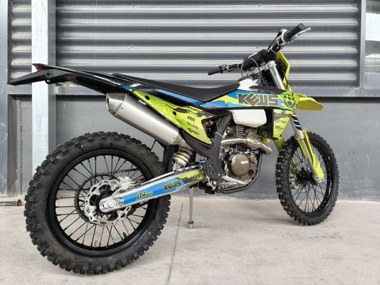 Performance off-road con KEWS 176fmn YB300H Enduro K23 a quattro tempi