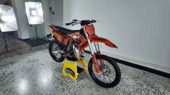 K85-G Two Stroke Motorcycle with XF185 Engine 6-Speed Transmission and Professional Suspension for Off-Road Adventure