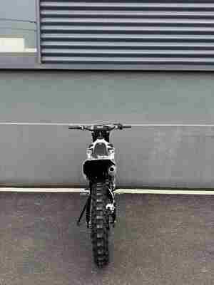 KEWS 175FMN CB300 4T Enduro/Motocross Motorcycle with 271.3ML Piston Displacement Motocross Bike